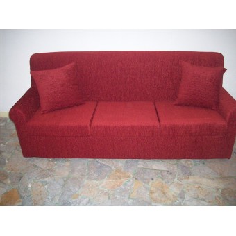 Doria 3 seater sofa in completely removable fabric. Measurements: Lx186 Px74 Hx84 cm