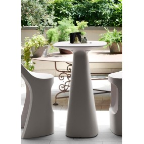Table d'extérieur Amèlie UP en polyéthylène, design Italo Pertichini
