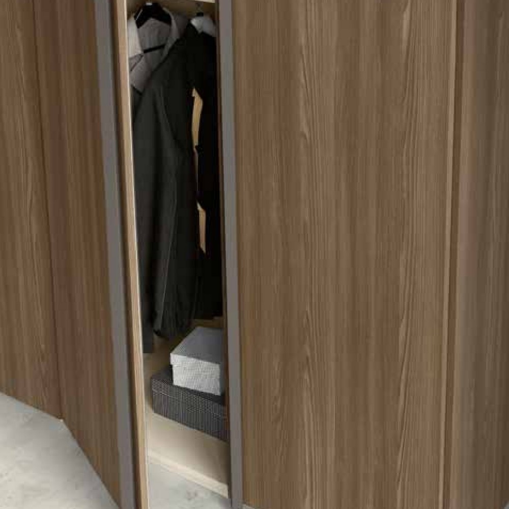 Penta wardrobe with 6 modern hinged doors in matt