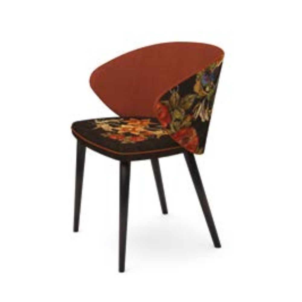 SILL chair Seat covered in fabric printed with ANICE graphics
